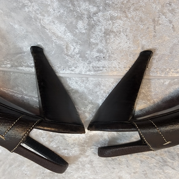 Prada Leather Strappy Slingback Heels Size 39 US 9 made in Italy ๐ฎ๐น - Picture 9 of 10